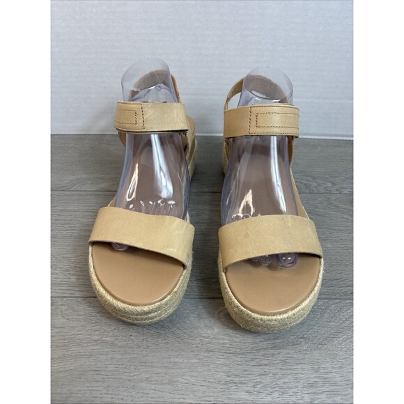 Sorel Shoes - Sorel Woman’s Wedge Heel Sandals Size 10 Light Beige With White Heel Hook Loop